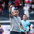 Com Jair Ventura, Vitória alcança maior sequência invicta na Série A imagem