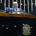 Votação de PL que diminui pena de Bolsonaro pode ser adiada imagem