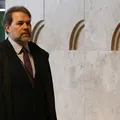 Após pressão, Dias Toffoli deixa relatoria do caso Master no STF imagem