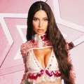 Baile da Vogue 2026: Bianca Andrade rouba a cena com tênis no tapete vermelho imagem