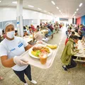 Bruno Reis admite falha em comida de ambulantes no Carnaval imagem