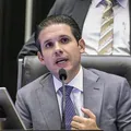 Motta reconhece que salários no Legislativo podem ultrapassar teto imagem