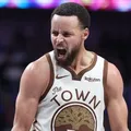 Curry faz história e entra no top 20 maiores cestinhas da NBA imagem