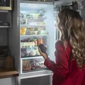 Desligar a geladeira à noite economiza energia? Saiba a verdade imagem