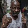 Ex-boxeador Reginaldo Hollyfield é preso suspeito de agredir sobrinha com soco imagem
