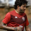 Ex-Vitória punido por esquema de apostas fecha com time da Série D imagem