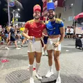 Fantasias viram espetáculo à parte no primeiro dia de folia na Barra imagem