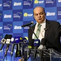 Governador diz que ex-presidente do BRB tratou de compra do Banco Master imagem