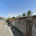 Homem se entrega após manter ex-companheira refém em Lauro de Freitas imagem