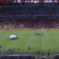 Clube atualiza estado de saúde de atleta que convulsionou em campo imagem