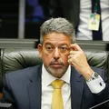 Lira entra na disputa ao Senado e deixa em aberto apoio ao Planalto imagem