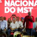 Lula abre 'ano da verdade' em Salvador e sela pacto com MST para 2026 imagem