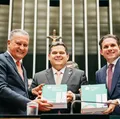Lula reafirma compromisso com o desenvolvimento e projeta fim da escala 6x1 em 2026 imagem