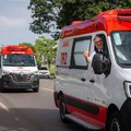 Padilha visita fábrica que customiza veículos para o SAMU em Lauro imagem