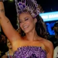Acarajé, fé e pipoca: o dia da atriz Paolla Oliveira no Carnaval de Salvador imagem