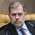 Senador pede afastamento de Toffoli do caso Master imagem