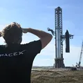 SpaceX, empresa de Elon Musk, quer construir cidade na Lua até 2036 imagem