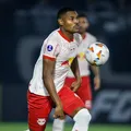 Vitória anuncia novo lateral ex-Bragantino para temporada de 2026 imagem