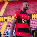 Ainda não anunciado, defensor já é oficialmente jogador do Vitória imagem