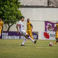 Vitória sofre com expulsão e apenas empata com o Porto no Baiano imagem