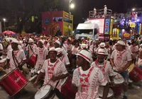 Apaxes do Tororó volta ao Carnaval em 2026 com homenagem a Brown imagem