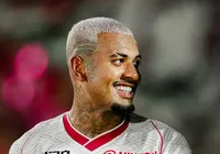 Companheiro de Ratão no Japão, ex-joia do Bahia vive ano mais goleador imagem