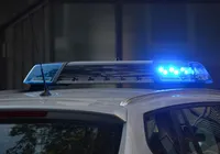 Rejeitado por garotas de programa, homem atira em cliente de bar imagem