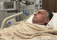 Bolsonaro está estável após internação com pneumonia aguda