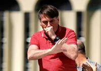 Bolsonaro passa por nova cirurgia após volta de soluços imagem