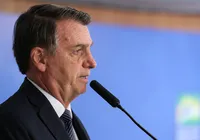 CCJ do Senado aprova projeto que reduz pena de Bolsonaro