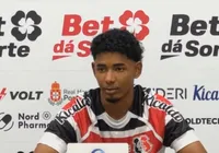 Campeão do Nordestão pelo Bahia abre o jogo após "transição difícil"