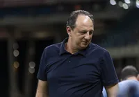 Ceni não descarta usar joia da base em decisão contra o Fluminense