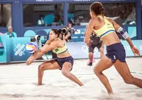 Encontro de gerações: Lendas do vôlei desafiam atuais campeãs