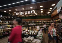 Estado proíbe o uso de sacolas plásticas em supermercados; entenda imagem