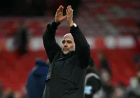 Guardiola rasga elogios a ex-atacante do Botafogo: "Ele ganha todas"