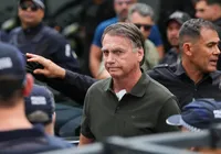 Laudo da PF conclui que Bolsonaro precisa de cirurgia