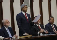 Jerônimo pede empréstimo de R$ 720 milhões para obras na saúde e educação