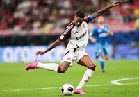 Jogador do Flamengo "inspira" lei apresentada por deputado federal imagem