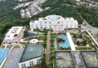 Maior mansão do Brasil vale R$ 1 bilhão e pertence a apresentadora famosa imagem