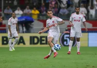 Negociação do Bahia por lateral do Inter pode envolver Iago Borduchi; saiba detalhes