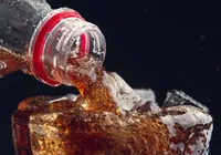 Refrigerante zero oferece mais risco ao fígado do que o tradicional imagem