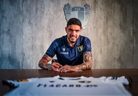 Riccielli no Vitória! Fábio Mota confirma contratação de novo zagueiro imagem