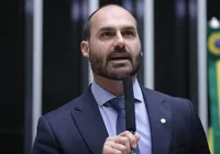 Eduardo Bolsonaro lamenta fim de restrições contra Moraes
