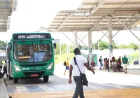 Rodoviários atrasam saída dos ônibus em Salvador nesta quinta (7) imagem