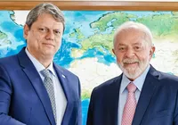 Tarcísio se rende a Lula e adere a programa após dívida de R$ 300 bi