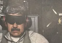 Trump divulga foto de Maduro dentro de navio de guerra após captura imagem