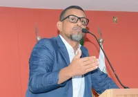 Alagoinhas: Vereador é vítima de tentativa de homicídio e tem carro atingido por tiros