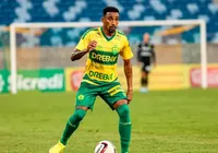 Vitória anuncia contratação de Mateusinho, destaque da Série B