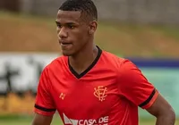 Vitória negocia volante com clube estrangeiro por valor milionário imagem