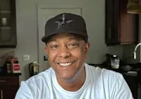 Após Xanddy, Márcio Victor dá entrada em hospital de Salvador